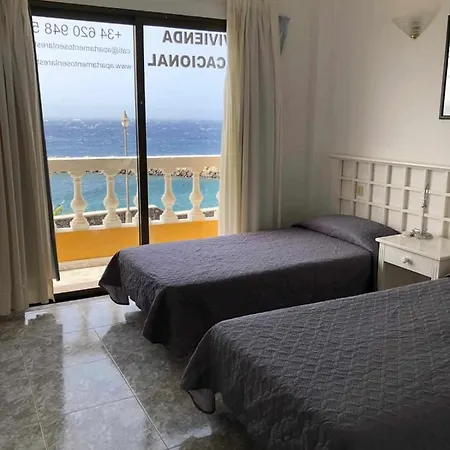 Vv 121 Con Balcon, En Primera Linea De Mar *