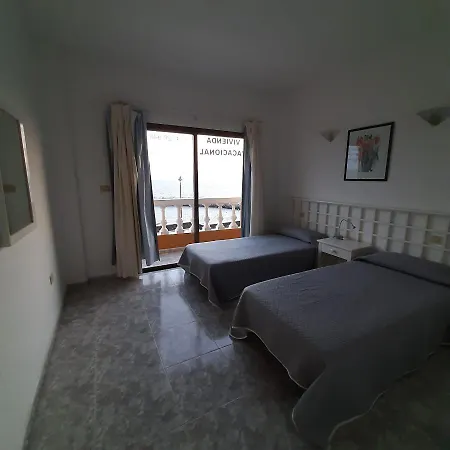 Vv 121 Con Balcon, En Primera Linea De Mar