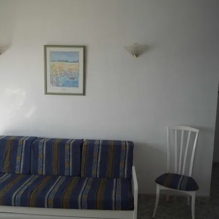 Vv 121 Con Balcon, En Primera Linea De Mar *